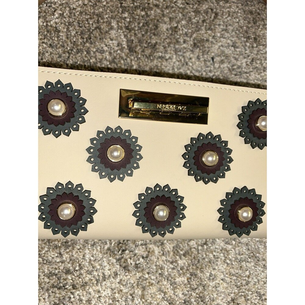 ZAC Zac Posen Earthette Pearl Floral Applique Bellini Leather Crossbody Bag - Picture 4 of 15